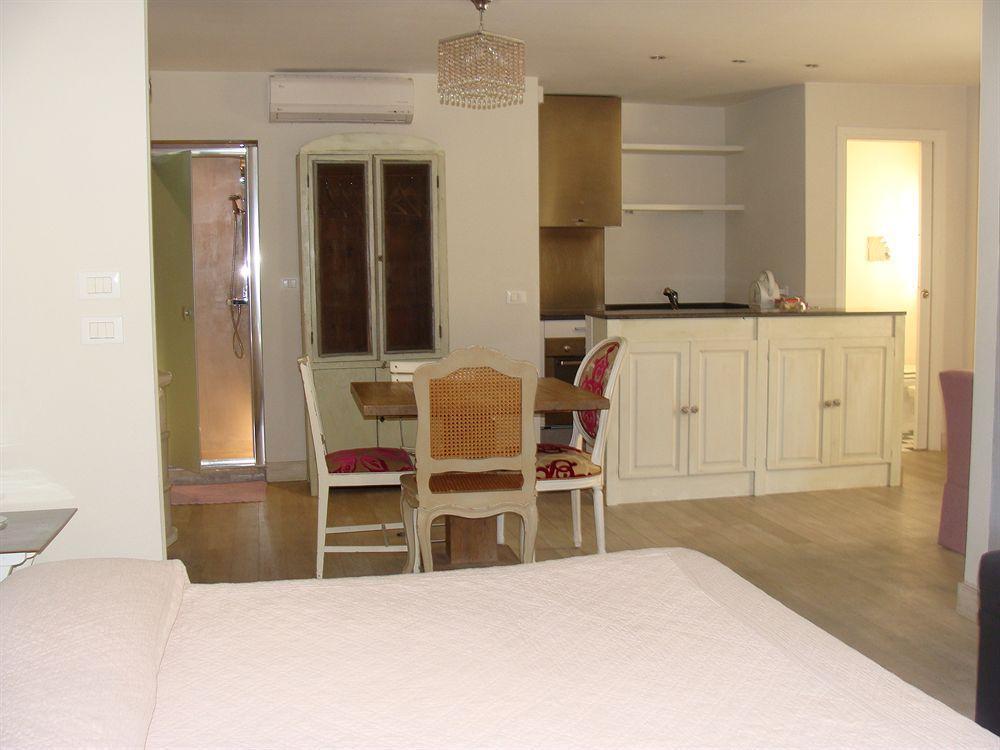 Bb 22 Charming Rooms & Apartments Palermo Exteriör bild