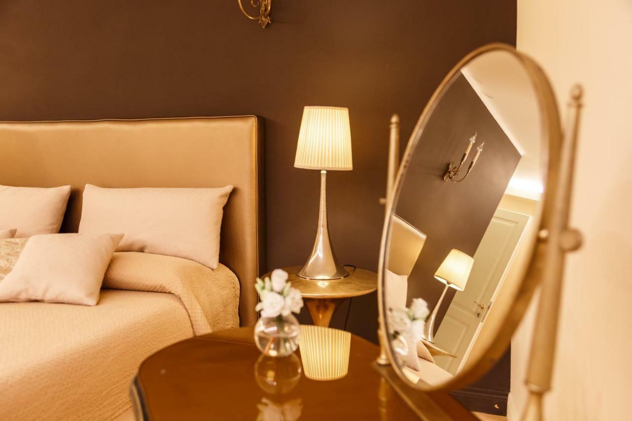 Bb 22 Charming Rooms & Apartments Palermo Exteriör bild